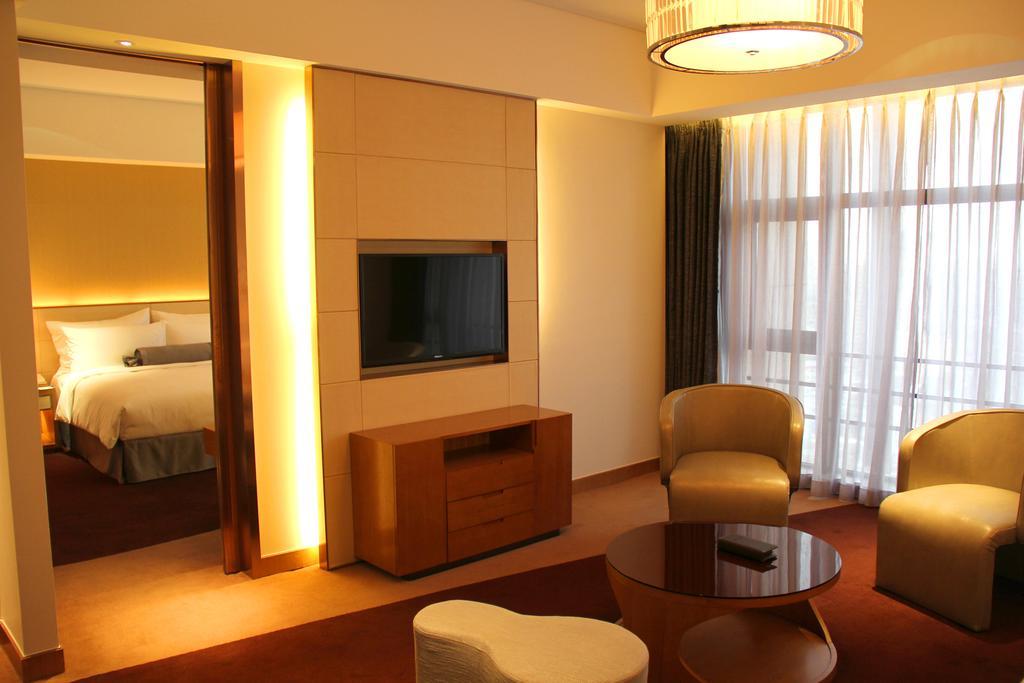 Radisson Blu Hotel Кашгар Стая снимка