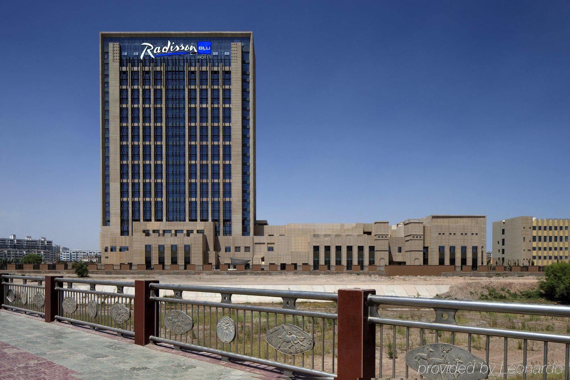 Radisson Blu Hotel Кашгар Екстериор снимка