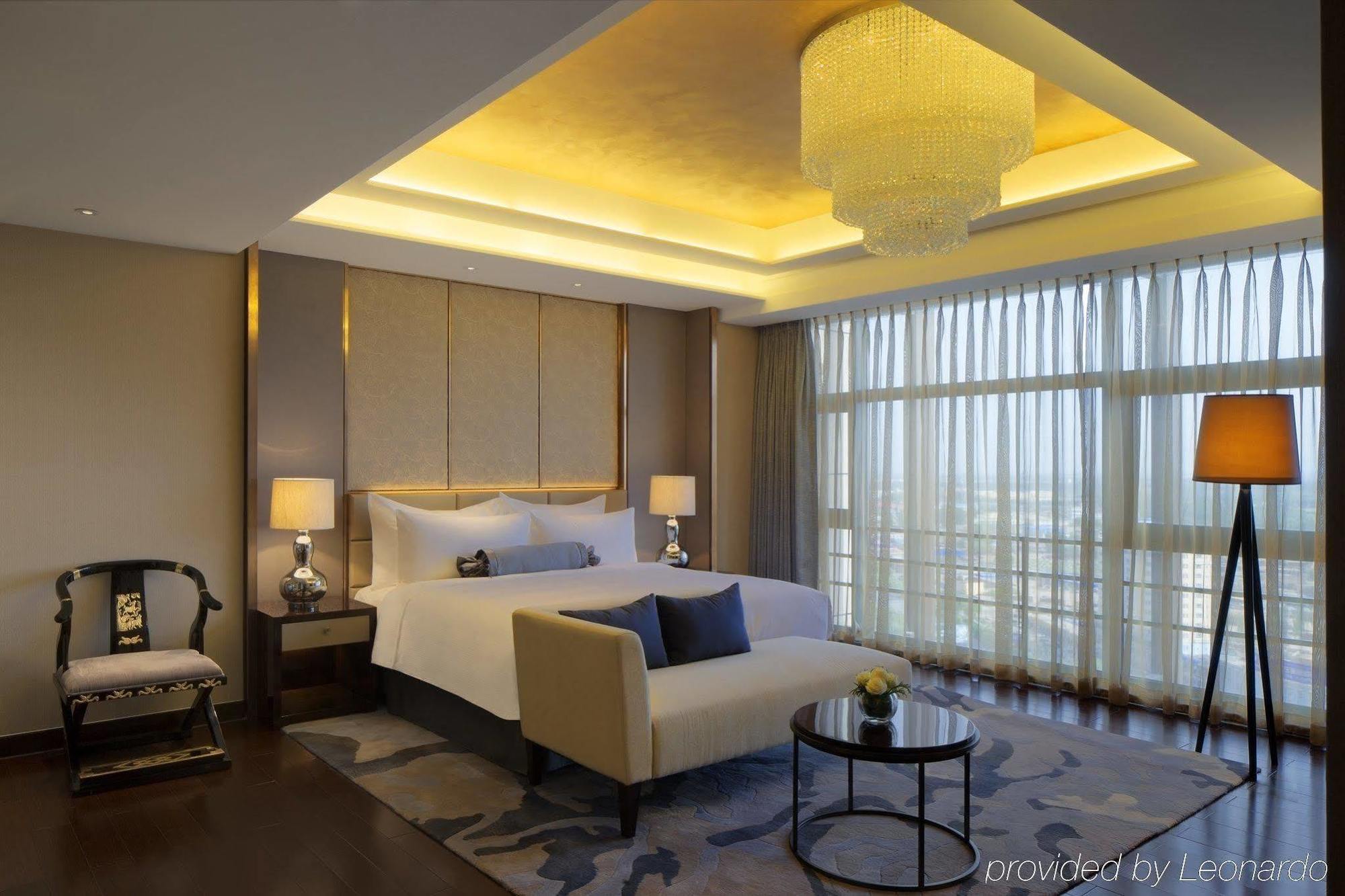 Radisson Blu Hotel Кашгар Екстериор снимка