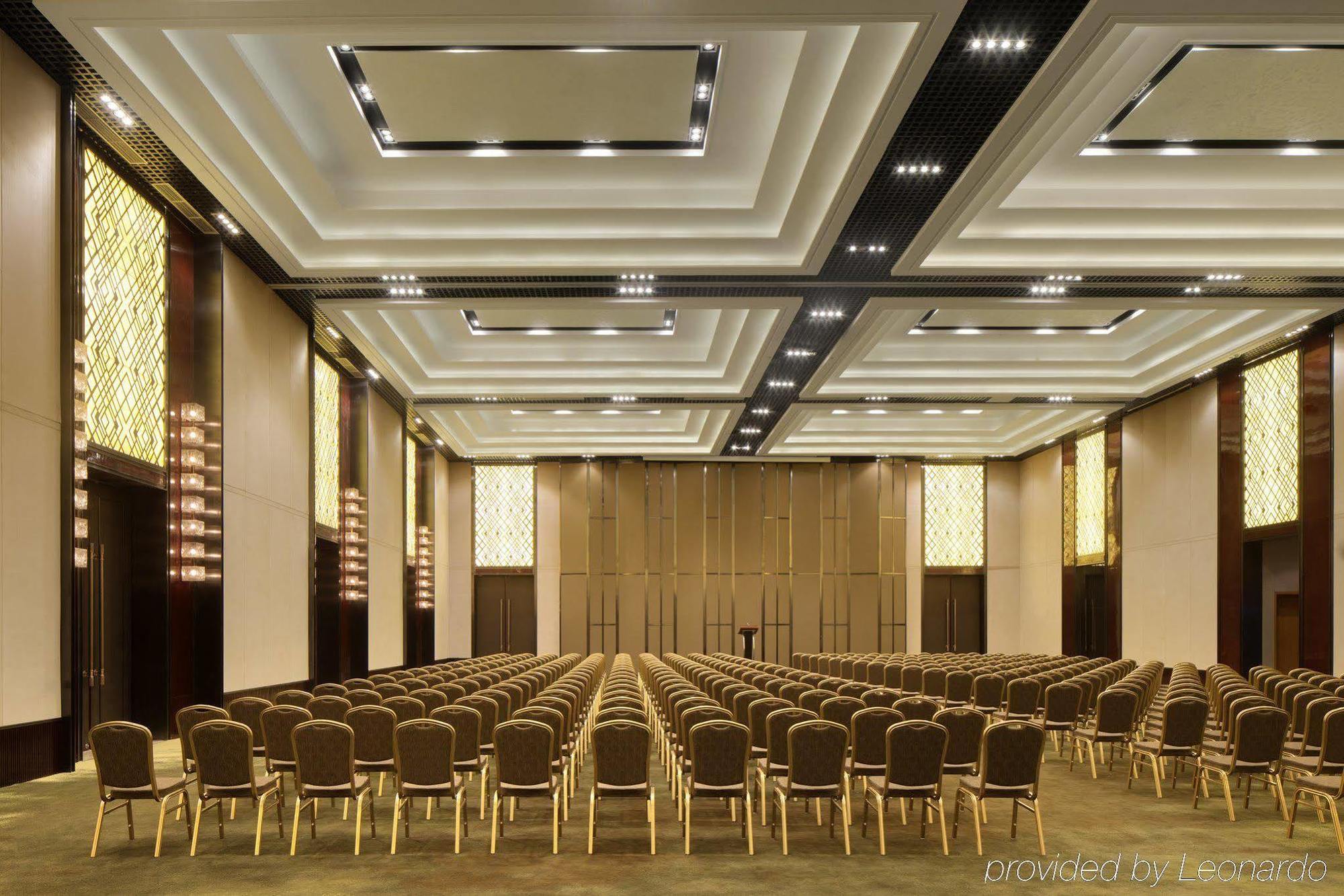 Radisson Blu Hotel Кашгар Екстериор снимка